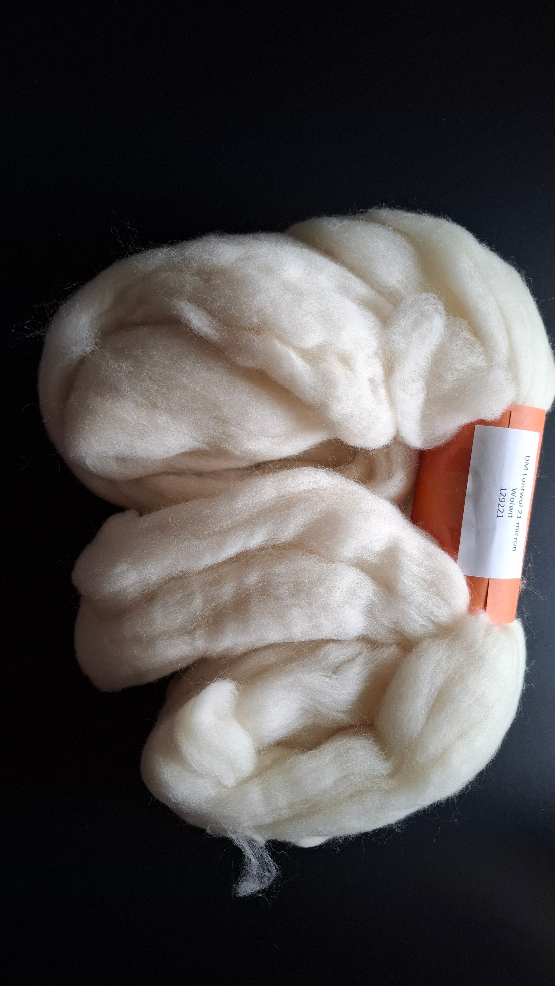 Dutch Merino Wol image 2